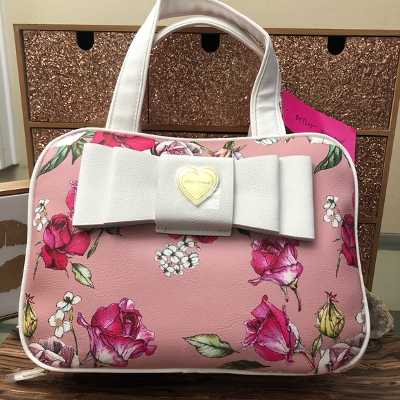 new betsey johnson purses